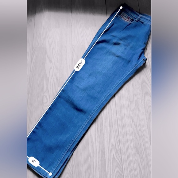 VINTAGE DKNY Women’s Embroidered Straight Leg Denim Jeans - Picture 8 of 10